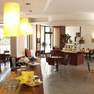 Euro Hotel 에돌로 외부 사진